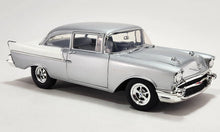 Load image into Gallery viewer, 1:18 1957 Chevrolet 150 Street Strip Silver/White (A1807016)
