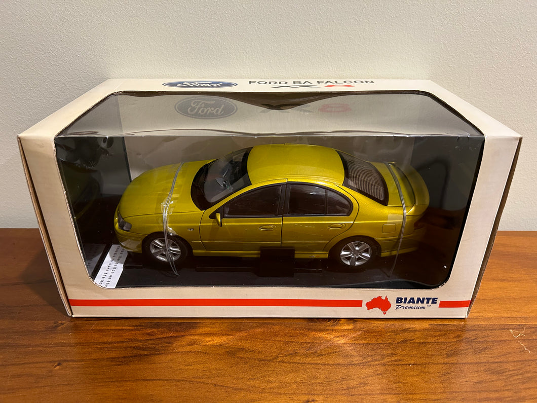 1:18 Ford Falcon BA XR8 Acid Rush (B180701E)